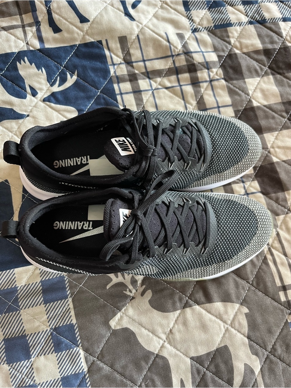 EUC NIKE ZOOM SIZE 8 - Picture 3 of 7